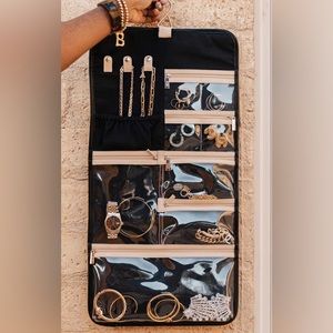 BEIS hanging Jewelry organizer